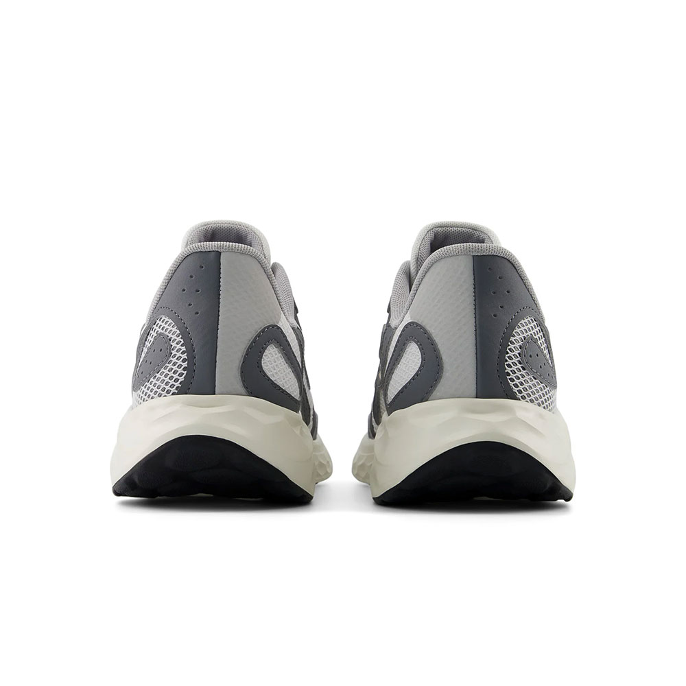 紳士ニューバランススニーカー