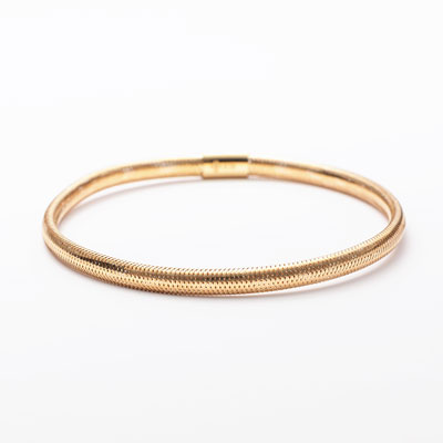 18金イエローゴールド　メッシュ　フリーバングル